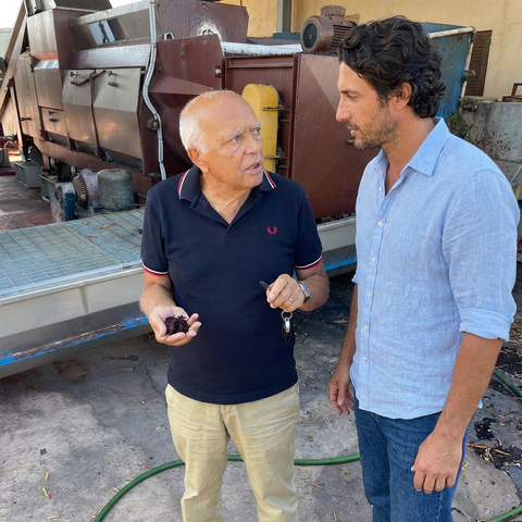 Gino Divino Red N.V.